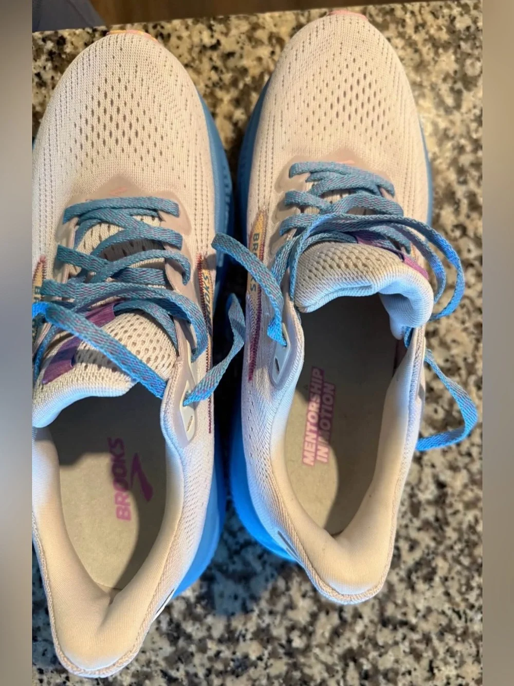 Brooks Ghost running sneakers - Picture 5 of 6